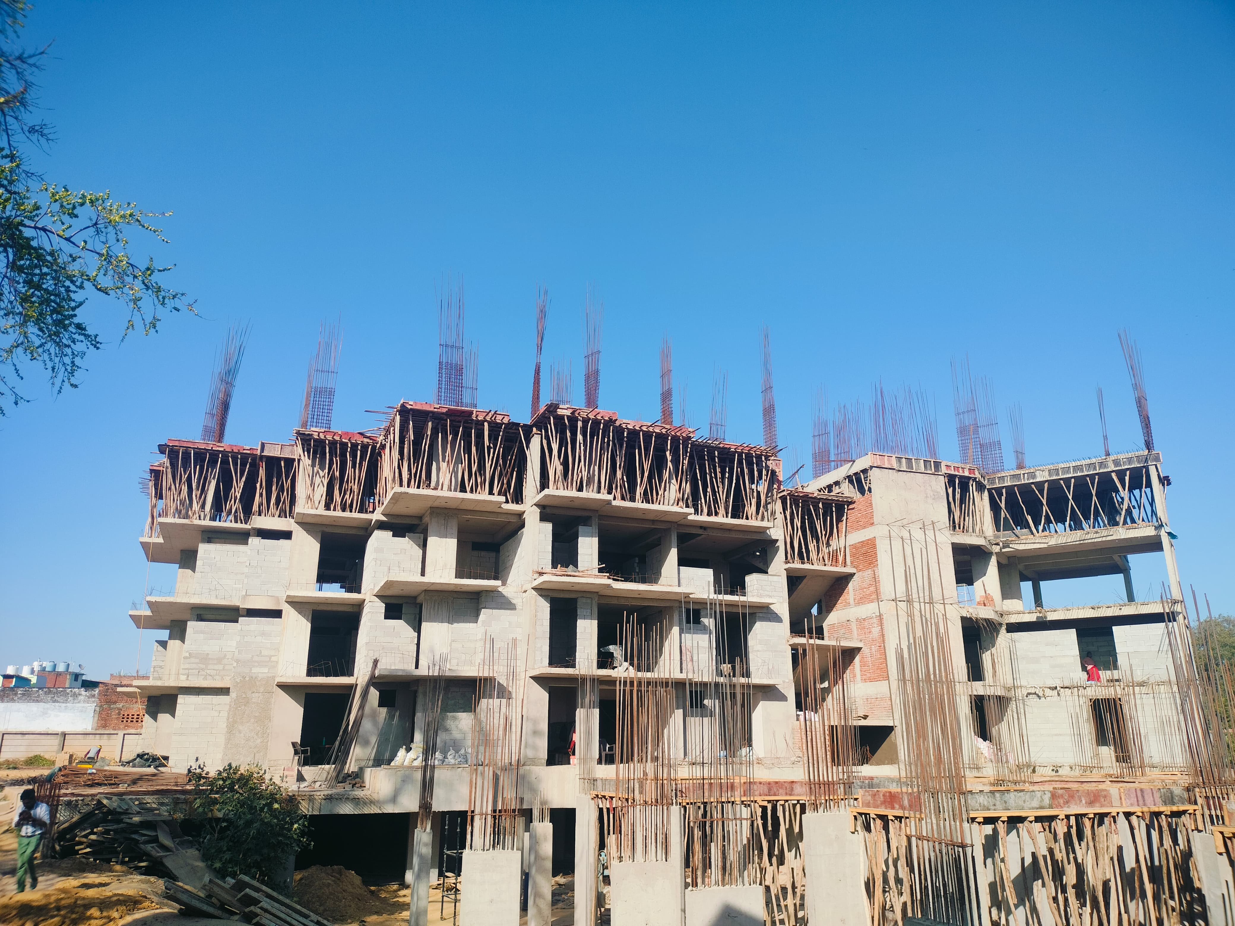 MAHALAKSHMI APARTMENTS